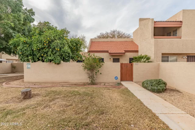 MLS: 6501054 Condo For Sale