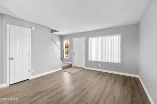 Photo #5: 6501056 Listing