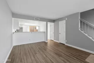 Photo #6: 6501056 Listing