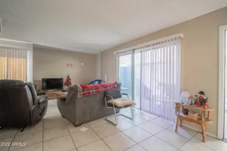 Photo #3: 6501229 Listing 