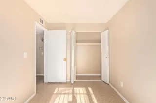 Photo #6: 6501481 Listing