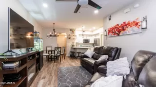 Photo #6: 6501548 Listing