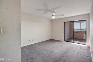 Photo #5: 6501808 Listing