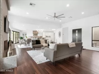 Photo #4: 6502061 Listing 