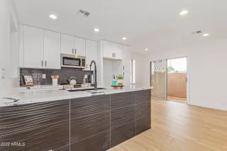 Photo #2: 6502081 Listing