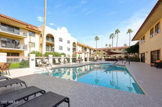 Photo #6: 6502104 Listing 