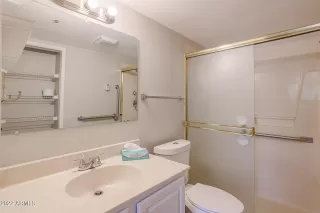 Photo #2: 6502185 Listing