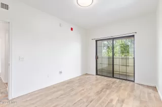 Photo #2: 6502837 Listing