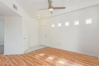 Photo #4: 6502837 Listing