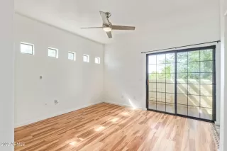 Photo #6: 6502837 Listing