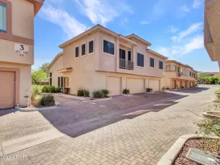 Photo #1: 6502999 Listing 