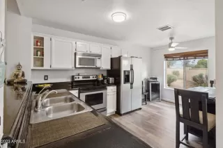 Photo #3: 6503013 Listing
