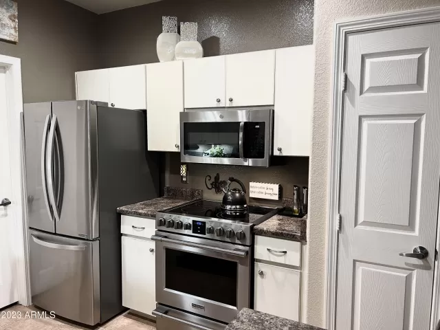 MLS: 6503028 Condo For Sale