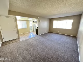 Photo #2: 6503109 Listing 