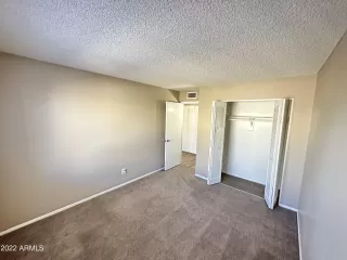 Photo #6: 6503109 Listing 