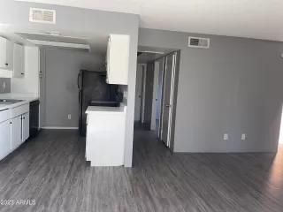 Photo #2: 6503354 Listing