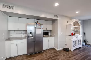 Photo #3: 6503448 Listing 