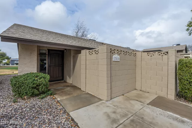 MLS: 6503671 Condo For Sale