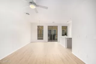 Photo #4: 6503720 Listing