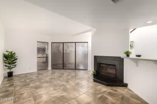 Photo #2: 6503739 Listing