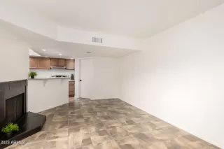 Photo #3: 6503739 Listing