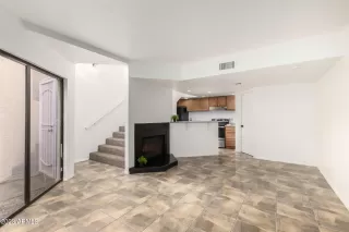 Photo #4: 6503739 Listing