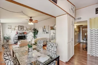 Photo #5: 6503781 Listing