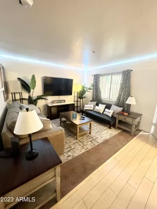 Photo #1: 6503786 Listing 