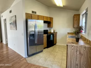 Photo #5: 6503810 Listing 