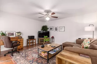 Photo #4: 6503848 Listing