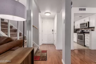 Photo #5: 6503848 Listing