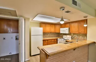 Photo #2: 6503877 Listing