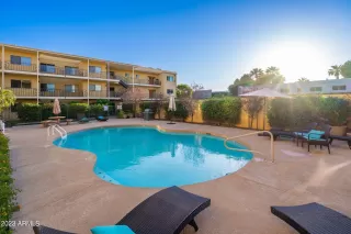 Photo #3: 6503966 Listing