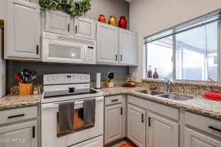 Photo #2: 6504160 Listing