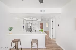 Photo #5: 6504316 Listing