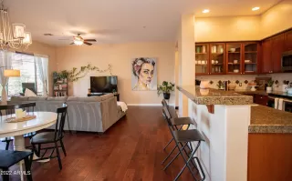 Photo #2: 6504357 Listing