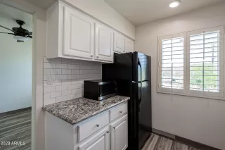 Photo #6: 6504365 Listing 