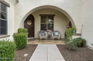 Photo #1: 6504707 Listing