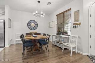 Photo #6: 6504707 Listing