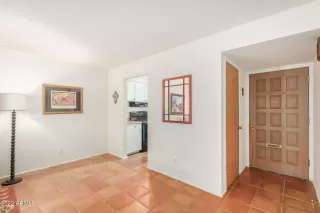 Photo #5: 6504831 Listing 