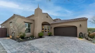 Photo #2: 6504886 Listing