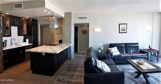 MLS: 6505052 Condo For Sale