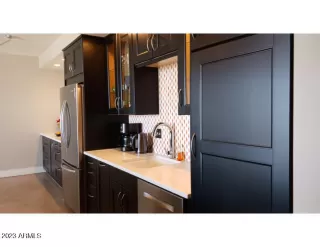 Photo #3: 6505052 Listing