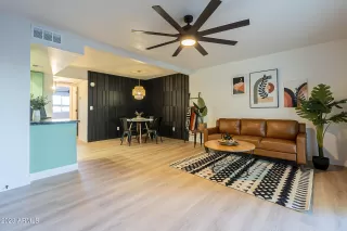 Photo #6: 6505084 Listing