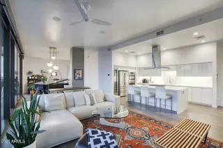 Photo #4: 6505344 Listing