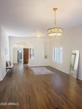 Photo #6: 6505345 Listing 