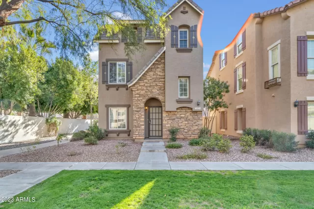 MLS: 6505442 Condo For Sale