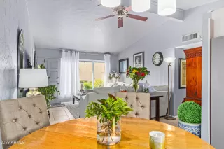 Photo #5: 6505580 Listing