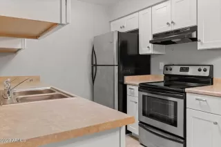 Photo #2: 6505609 Listing