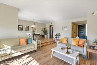 Photo #4: 6505627 Listing